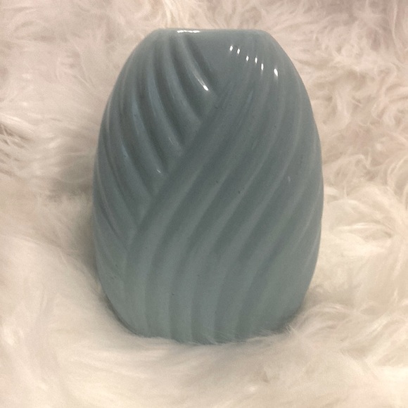 Vintage 1980s Art Deco Draped Shell Vase - Picture 1 of 4